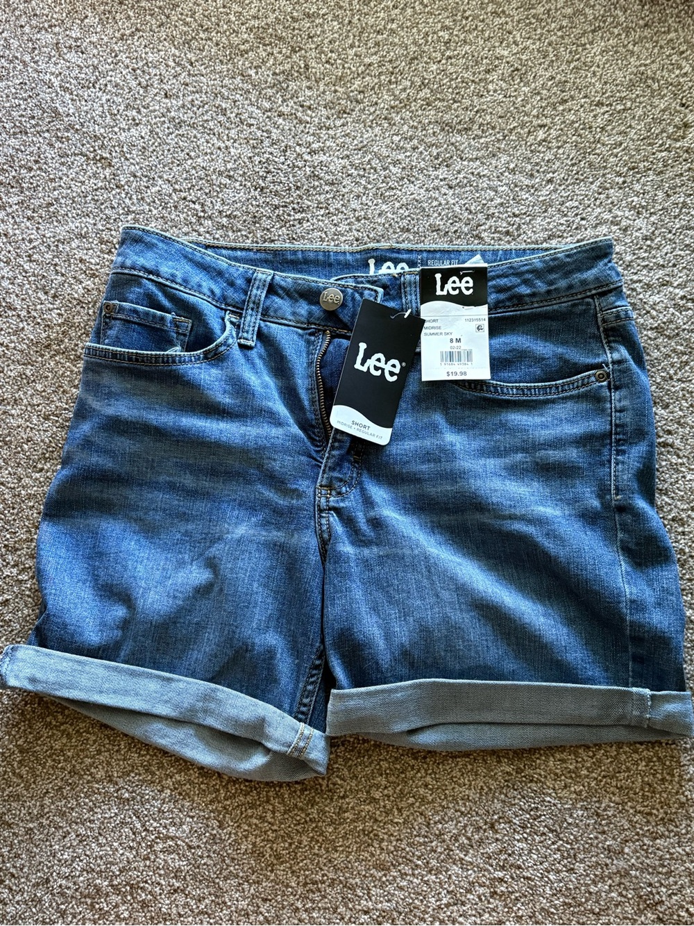 NWT Lee Women's Blue Denim Rolled-Hem Shorts SZ 8